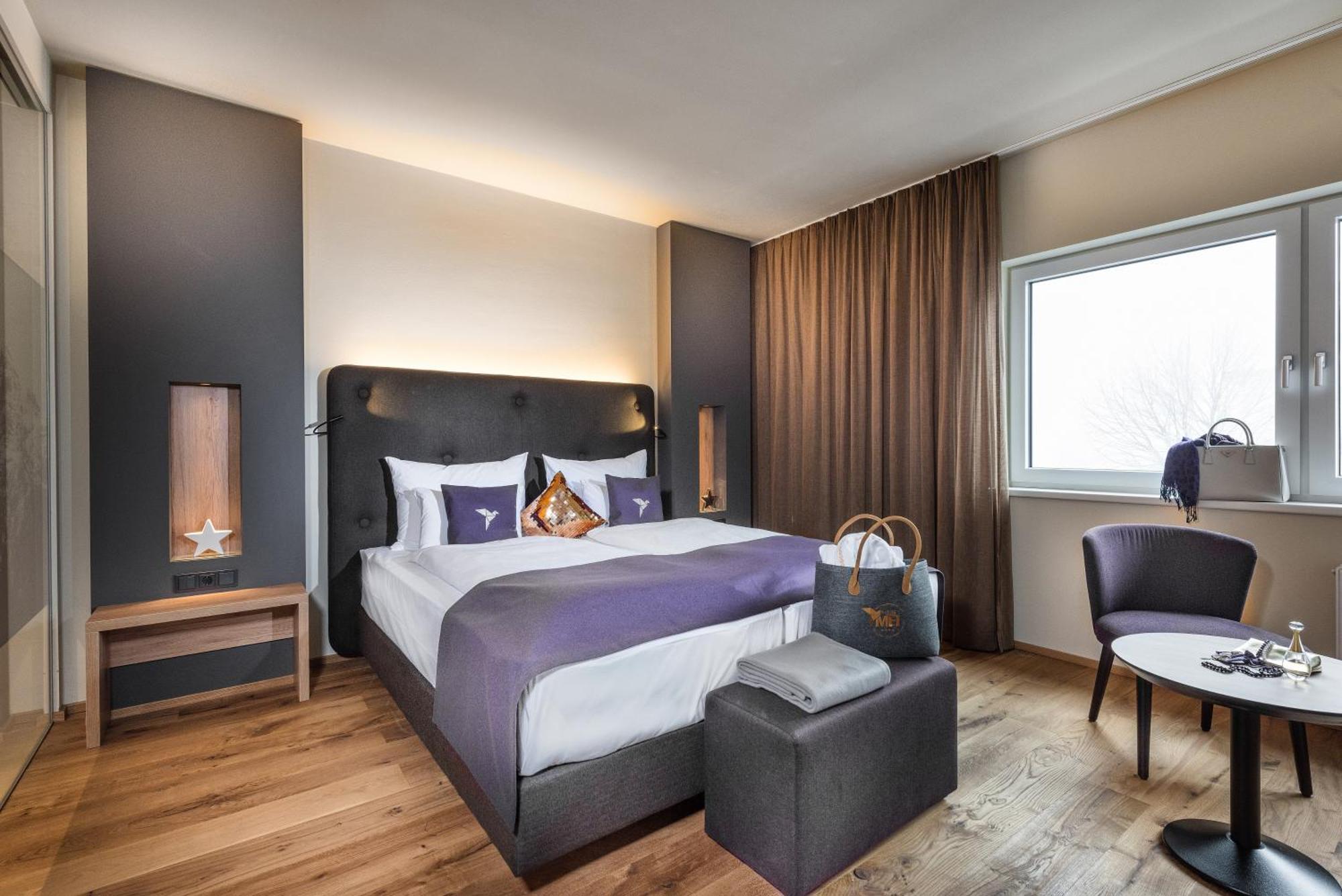 Hotel Dasmei Mutters Екстериор снимка